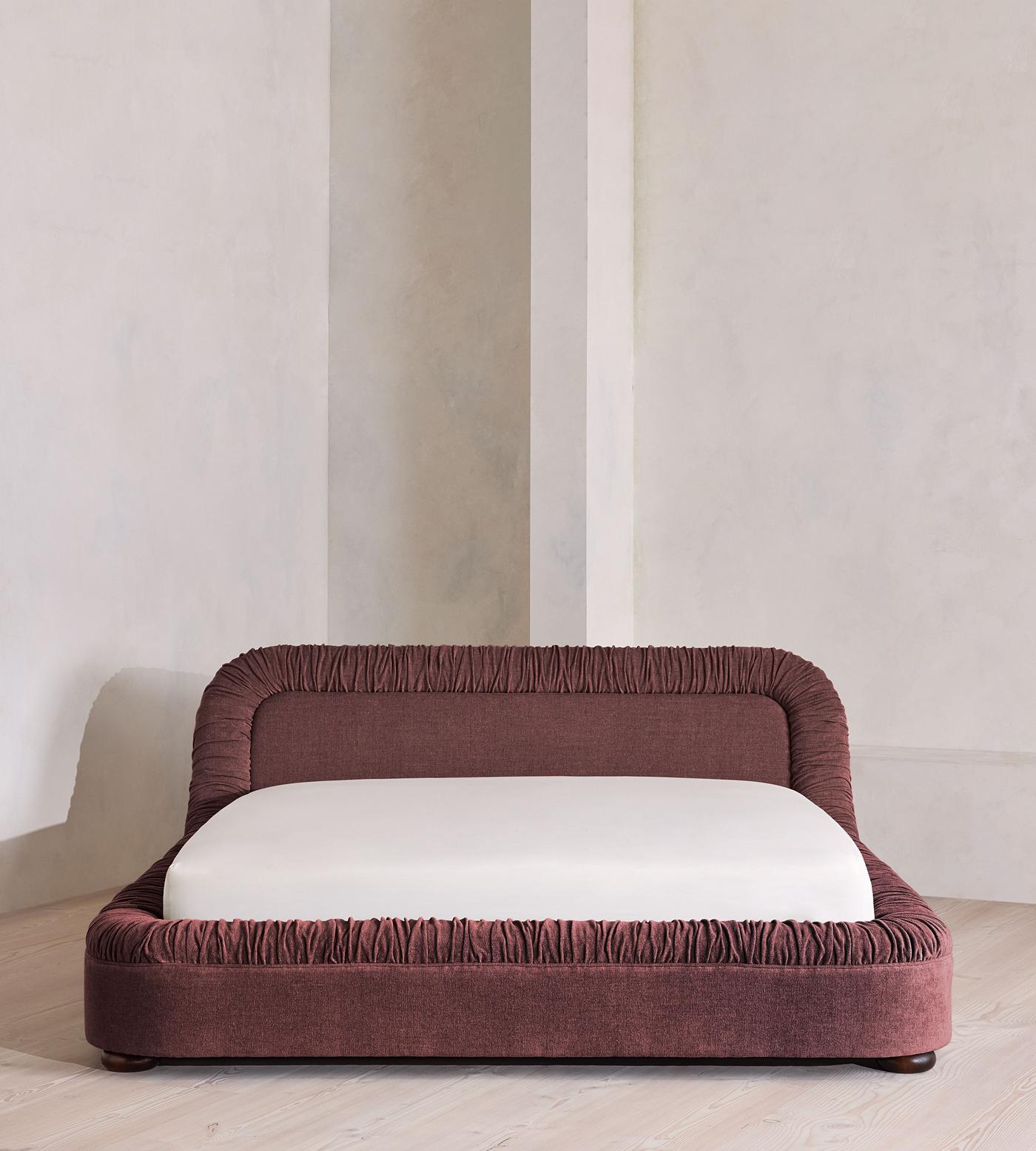Vara Bed, King, Linen Chenille, Bordeaux, US