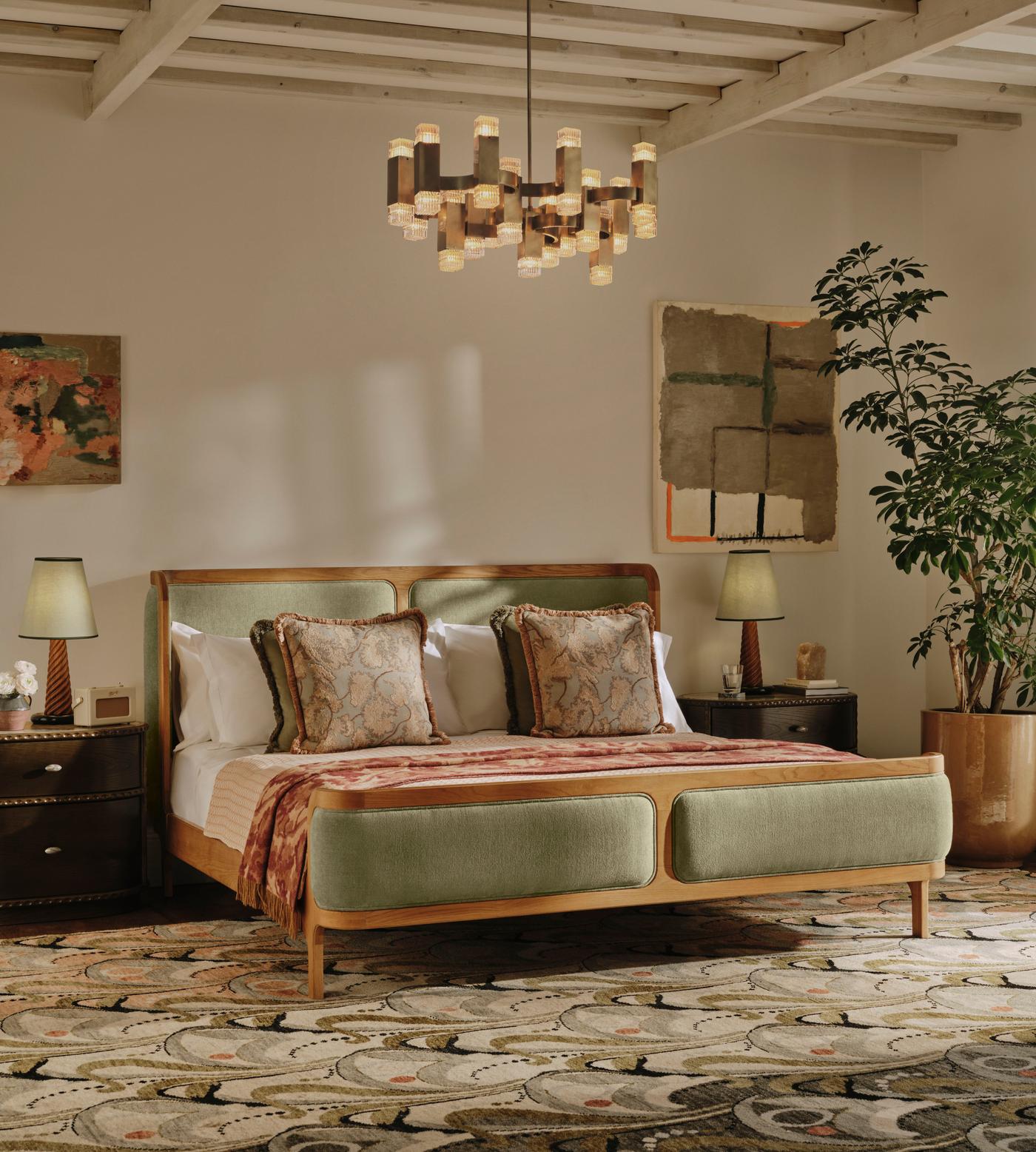 Belsa Bed, Light Wood, Queen, Linen Chenille, Sage, US
