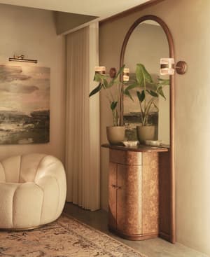 Aristo Entryway Unit - Michelangelo Marble - Listing Image