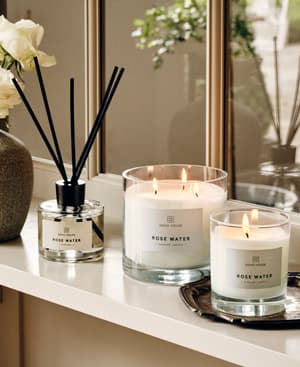 Bassett Rose Water Candle - Large 600g - Hover Image