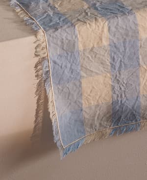 Arzon Tablecloth - Hover Image
