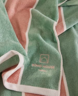 House Pool Towel - Mumbai - Hover Image