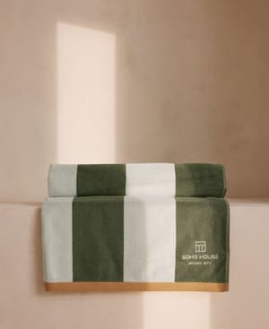 House Pool Towel - Mexico City - Listing Image