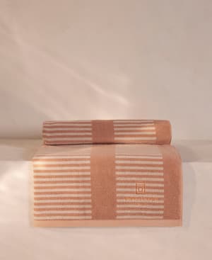 House Pool Towel - Portland - Listing Image