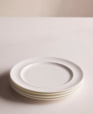 House Dinner Plate - Bone China - White - Set of Four - Hover Image
