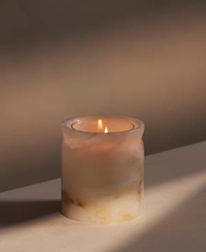 Bergamot & Mandarin Zest Candle - Alabaster - 250g - Listing Image