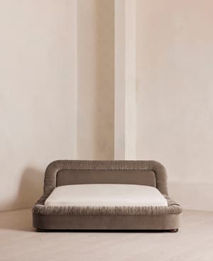 Vara Bed - Queen - Velvet - Taupe - US - Hover Image