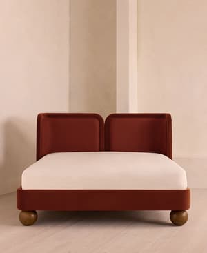 Willem Bed - King - Velvet & Linen - Rust - US - Hover Image