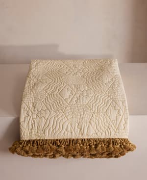 Callington Bedspread - 230 x 230cm - Listing Image