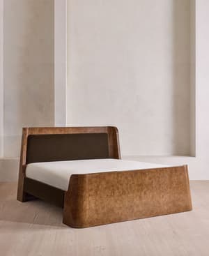 Heidi Bed - King - Velvet - Chocolate - US - Hover Image