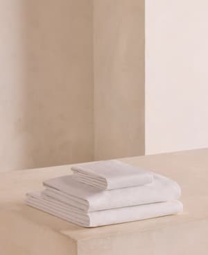 Sheets and Pillowcase Set - Queen - US - Listing Image