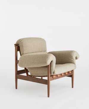Otis Armchair - Italian Boucle Mushroom - US - Hover Image