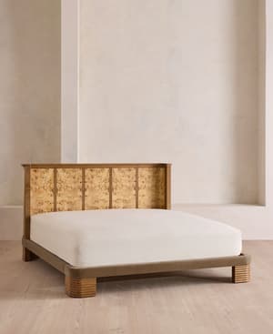 Belmont Bed - Queen - Velvet - Truffle - US - Hover Image