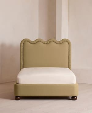Tristan Bed - Queen - Linen - Wheat - US - Hover Image