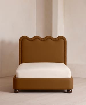 Tristan Bed - Queen - Linen - Terracotta - US - Hover Image