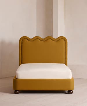 Tristan Bed - Queen - Linen - Turmeric - US - Hover Image