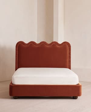 Tristan Bed - Queen - Velvet - Rust - US - Hover Image
