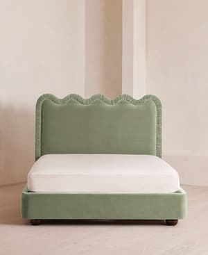 Tristan Bed - Queen - Velvet - Seafoam - US - Hover Image