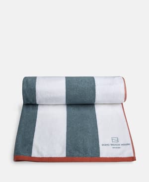 House Pool Towel - Miami - Listing Image