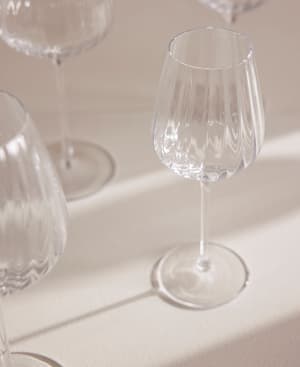 Pembroke Red & White Wine Glass Set - Hover Image