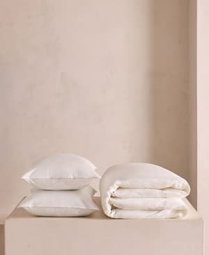 Microdown Bedding Set - Queen - US - Hover Image