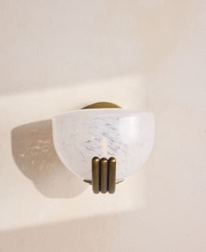 Elber Wall Light - IP44 - US - Listing Image