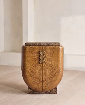 Huxford Bar Cabinet - US - Hover Image