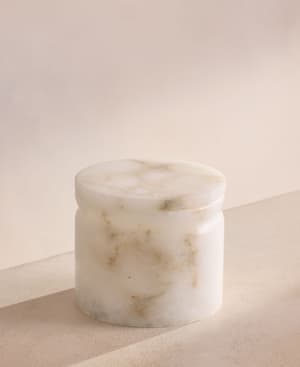 Bergamot & Mandarin Candle - Alabaster - 660g - Hover Image