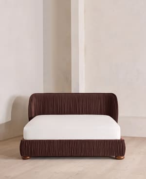 Blair Bed - Queen - Velvet - Aubergine US - Hover Image