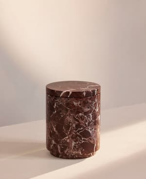 Leather & Oud Candle - Rosso Levanto Marble - 250g - Hover Image