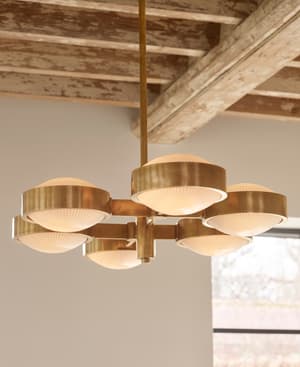Edith Chandelier - Listing Image