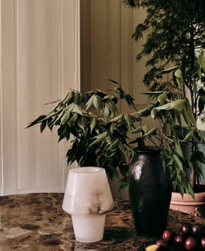 Logan Alabaster Table Lamp - Listing Image