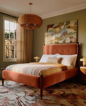 Paolo Bed - Queen - Velvet - Antique Rose - US - Hover Image
