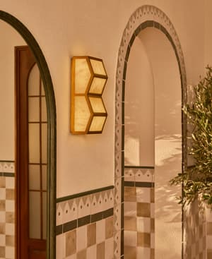 Sebastien Wall Light - US - Listing Image