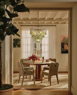 Fiore Dining Table - Brazilian Quartzite - Hover Image