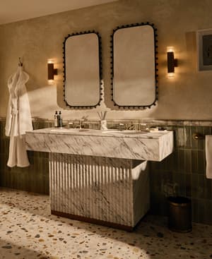 Lovina Mirror - Hover Image