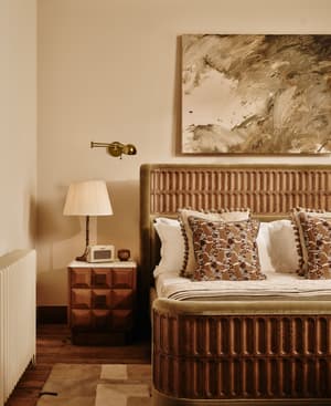 Devon Bed - Queen - Velvet - Lichen - US - Listing Image