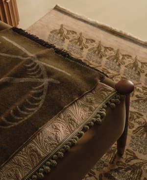 Elizabeth Throw - Listing Image