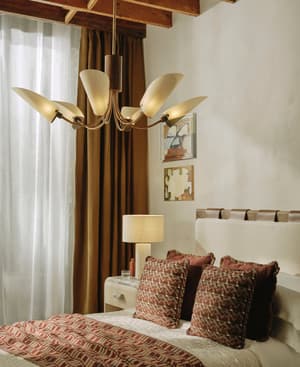 Truman Chandelier - US - Listing Image