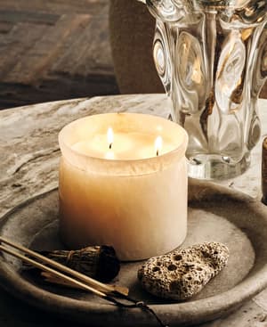 Bianco Bergamot & Mandarin Zest Candle - Large 750g - Listing Image