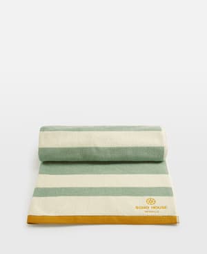 House Pool Towel - Nashville - Listing Image