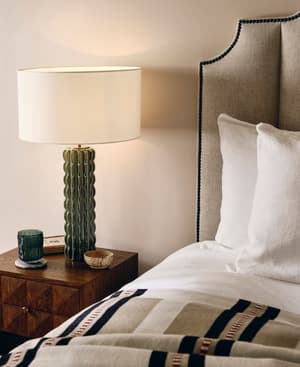 Finn Table Lamp - Green - Listing Image