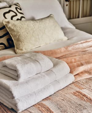 House Hand Towel - 104 x 50cm - Listing Image