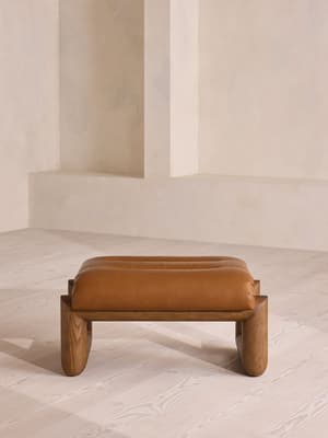 Drew Footstool - Leather - Chestnut US - Hover Image