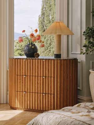 Railton Three Drawer Dresser - Listing Image