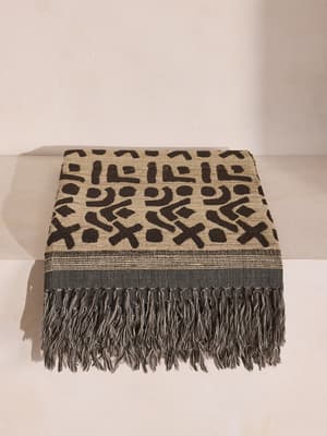 Veda Throw - 140 x 200cm - Hover Image