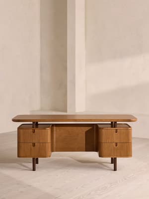 Alvis Desk - Listing Image