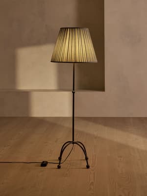 Antero Floor Lamp - Hover Image
