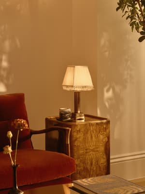 Oxford Portable Lamp - Listing Image