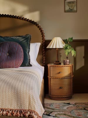 Pietro Bedside Table - Michelangelo Marble - Listing Image
